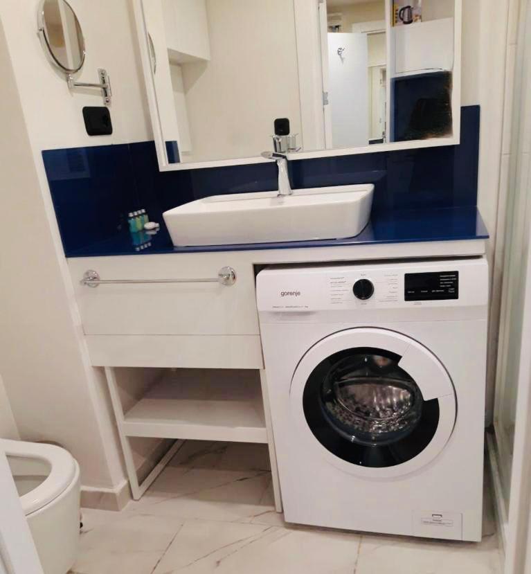 Stylish In Orbi City With Sea View Apartament *